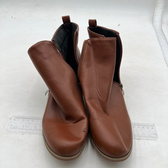 Women's Round Toe Leathers Stacked Heel Western Ankle Bootie Brown - Picture 2 of 7